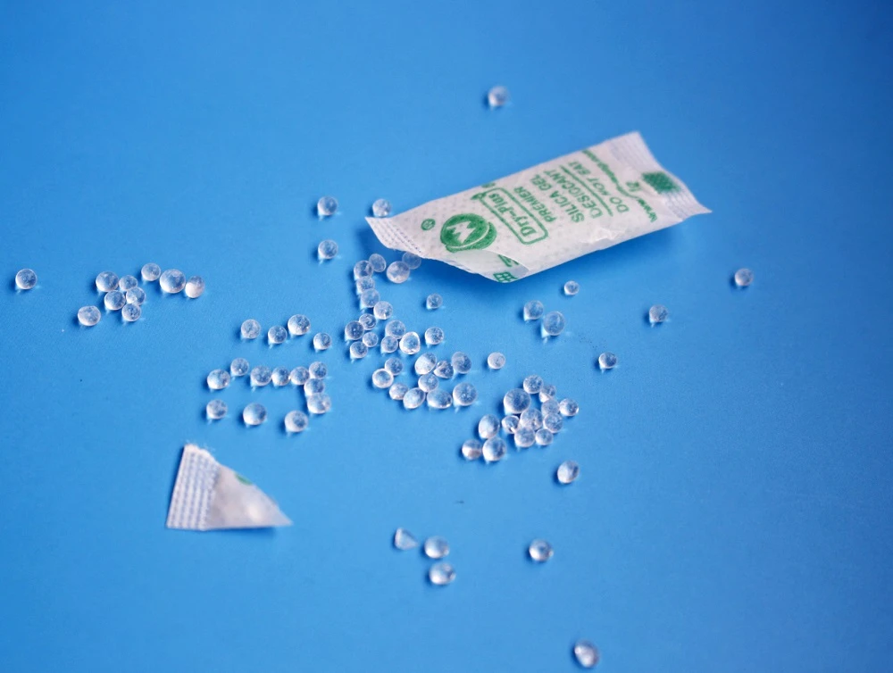 desiccant pouch.JPG